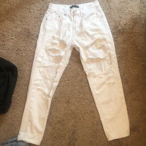 WHITE FOX BOUTIQUE WHITE RIPPED JEANS